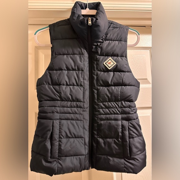 Sherpa lined vest - Picture 2 of 11